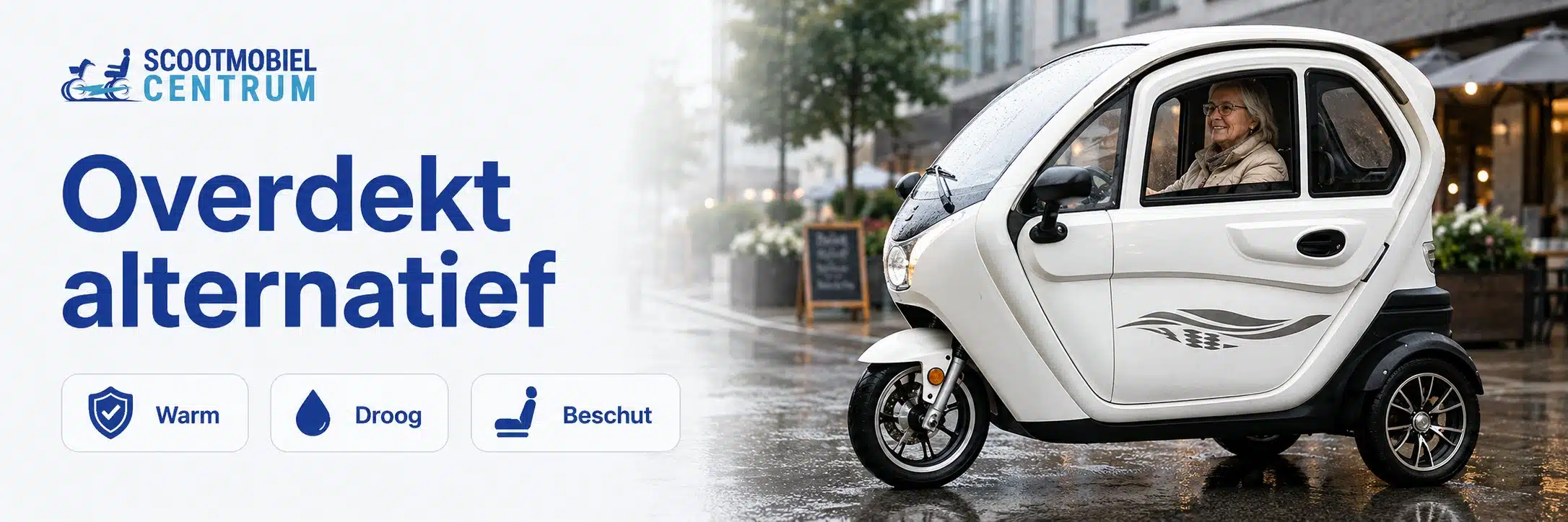 Witte overdekte driewieler met een vrouw achter het stuur op een natte straat